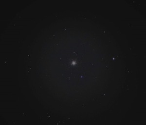 りょうけん座の球状星団M3